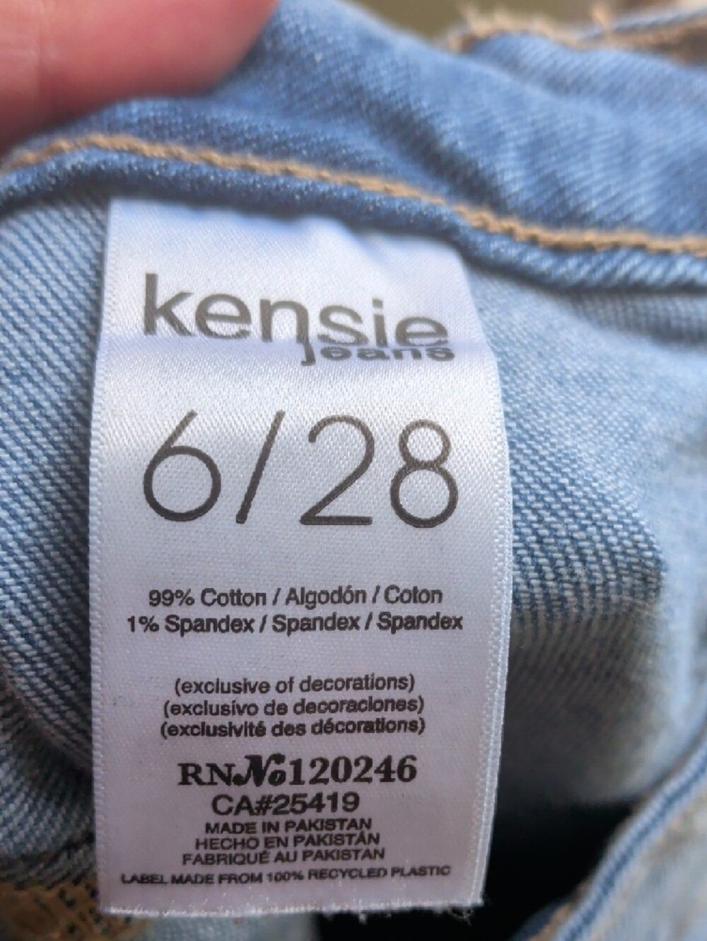 Kensie Light Blue High‎ Rise Crop Jeans - Picture 3 of 3